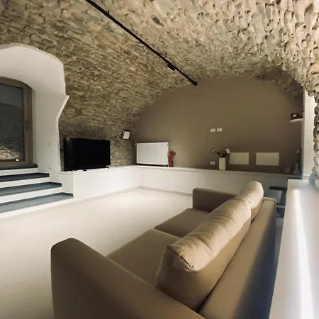 アパート La Volta ベヴェリーノ